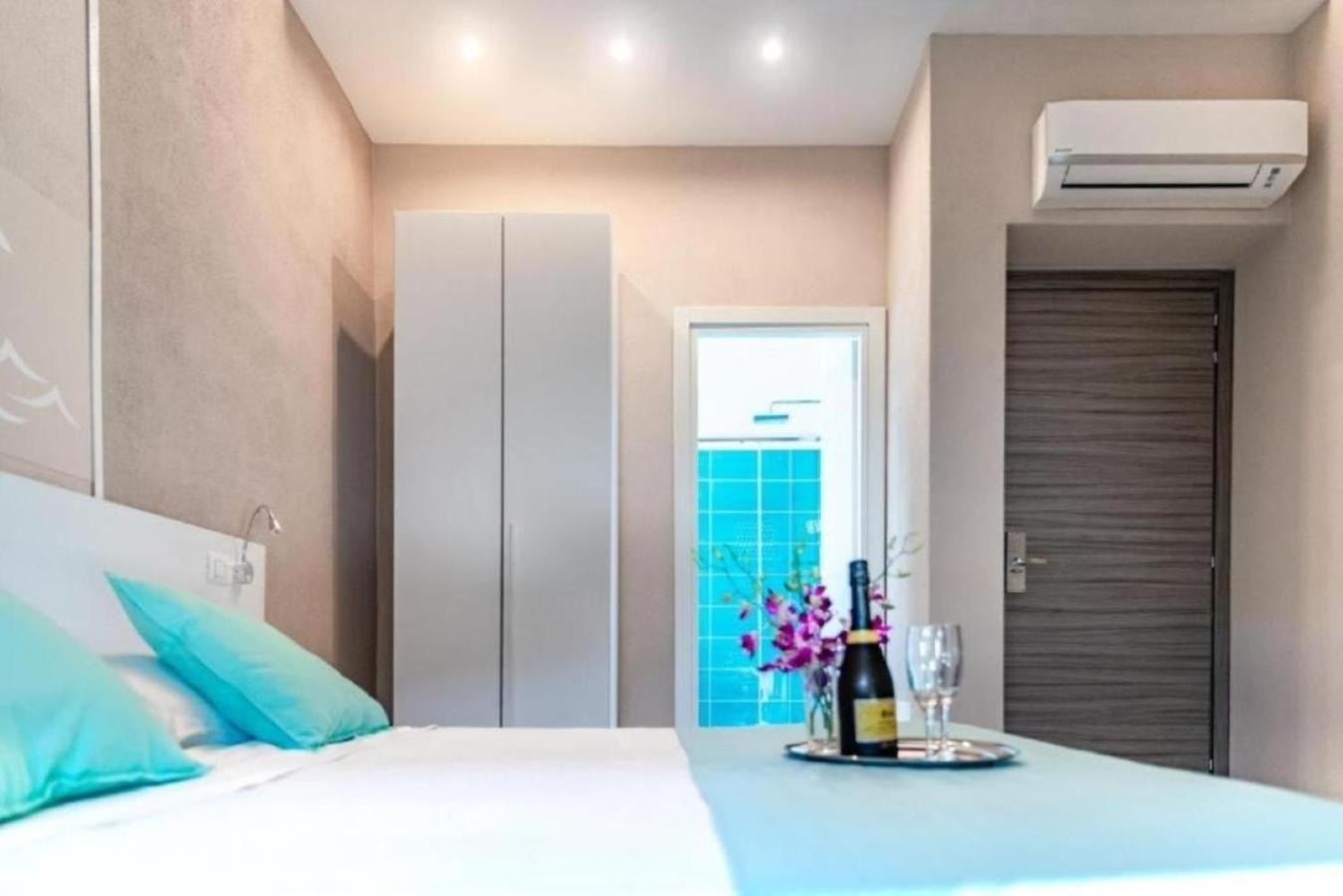 La Smeralda - Boutique Rooms And Breakfast Гольфо-Аранчі Екстер'єр фото
