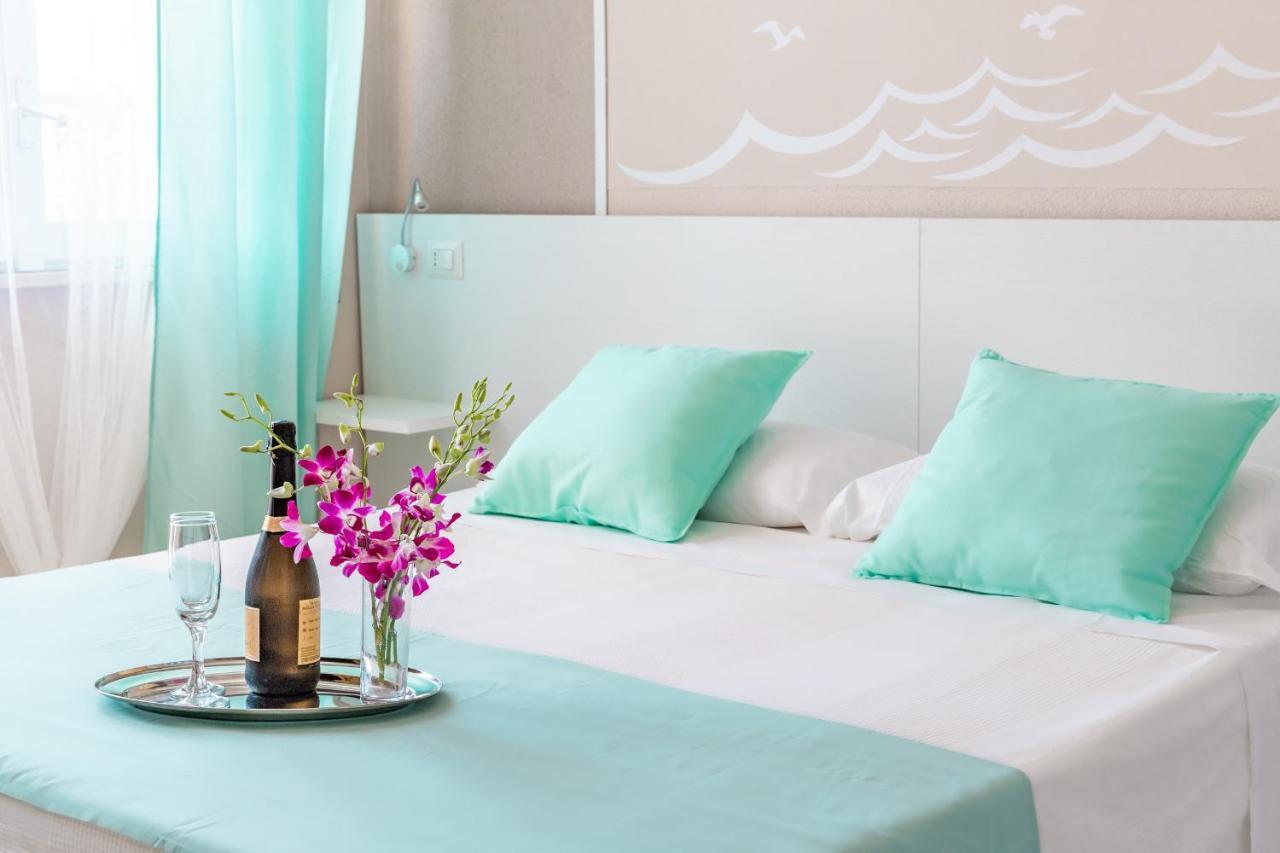 La Smeralda - Boutique Rooms And Breakfast Гольфо-Аранчі Екстер'єр фото